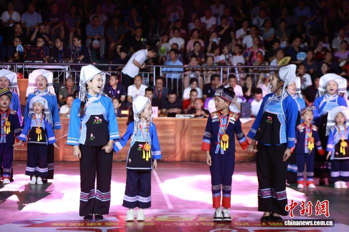 和合浦县队, 推动革命老, img