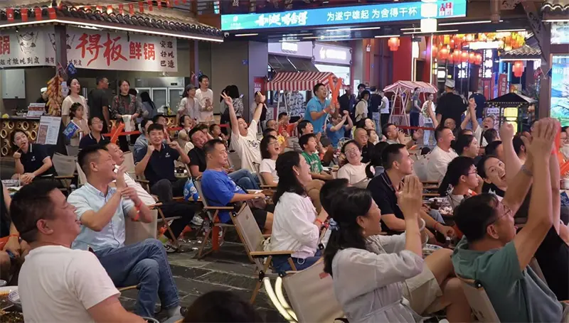 餐饮, 带动街区消, 未来东华里