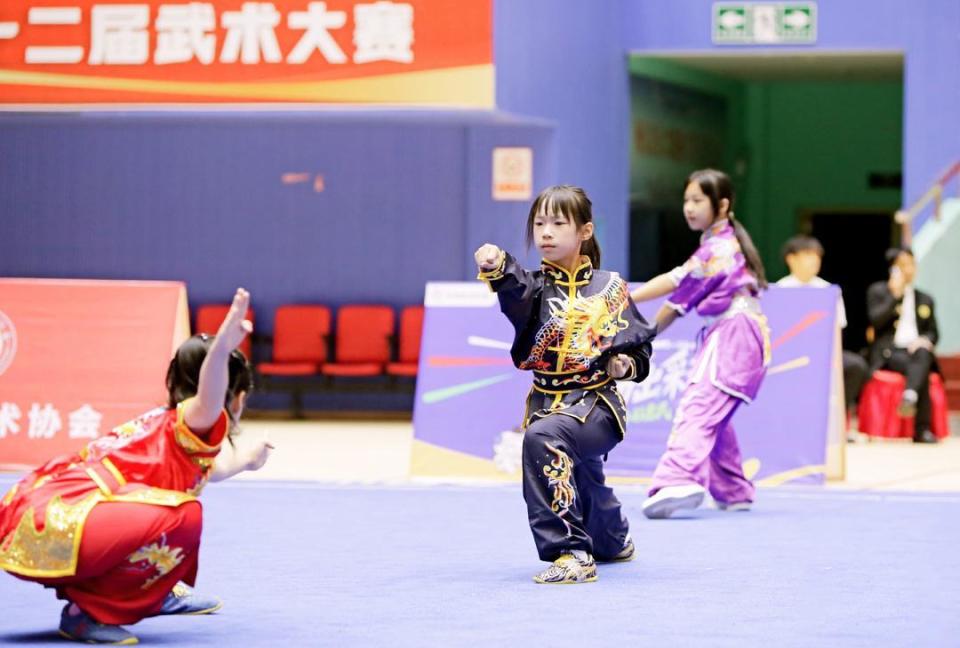 应用市场下 应用市场下